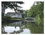 Theale Swing Bridge - you can get under with care
