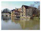 Riverside pubs © Tonbridge on the Internet 