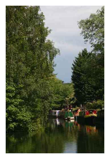 Grand Union Canal in Rickmansworth © James Stanbridge