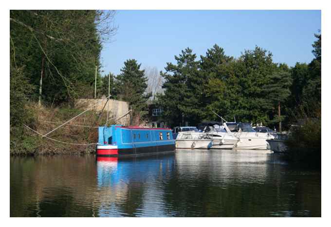 Boats on the river at Yalding © Dave Patten 