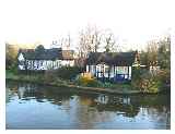 Houses at Wroxham © Mskadu