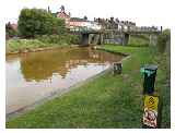 Lock 54 - Bargain Booze for ices down the lane by the lock