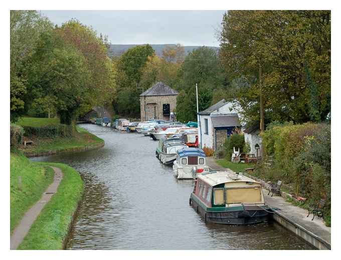 Govilon Wharf © Mark Davies